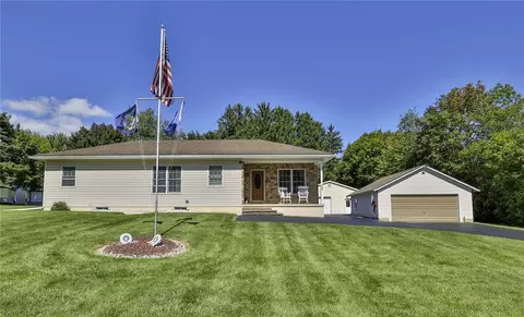 4325 Levans Rd, Orefield, PA 18069