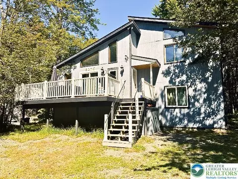 1358 Winding Way, Coolbaugh Twp, PA 18466