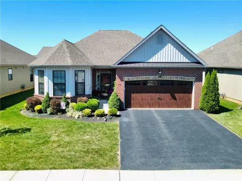 4139 Clearbrook Rd, Emmaus, PA 18049