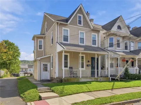 238 North St, Emmaus, PA 18049