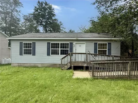 6372 Baltic Ave, Coolbaugh Twp, PA 18466