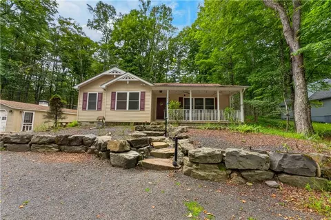 212 Eyota Dr, Pocono Lake, PA 18347