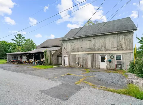 113 John Aly, Coopersburg, PA 18036