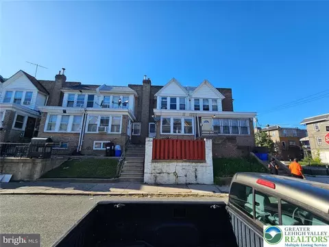 6603 Dorel St, Philadelphia, PA 19142