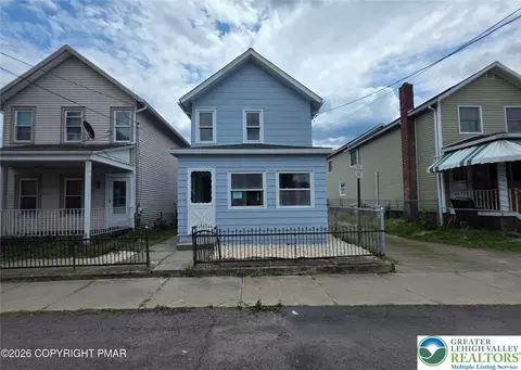 14 Green St, Hanover Twp, PA 18706