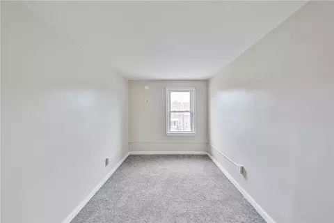 Bedroom - 428 E Garrison St, Bethlehem, PA 18018 photo 6 of 11