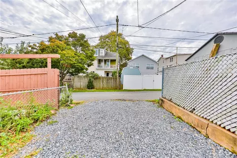 Exterior - 428 E Garrison St, Bethlehem, PA 18018 photo 7 of 8