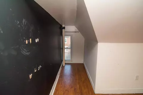 Entry Way - 735 2nd Ave, Bethlehem, PA 18018 photo 3 of 3