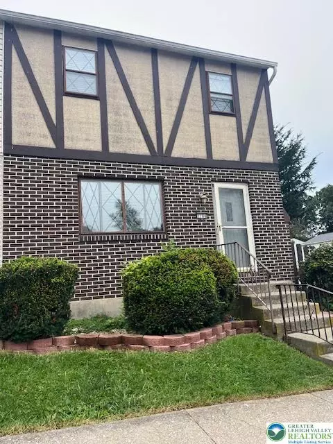 1184 Eagle St, Wescosville, PA 18106
