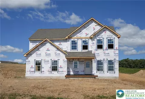 3421 George St #32, Schnecksville, PA 18078