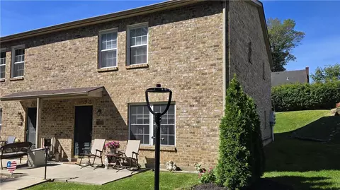 3131 E Church Cir #6, Hokendauqua, PA 18052