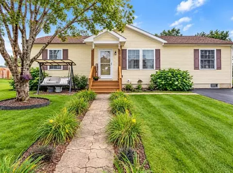 514 Norman Rd, Nazareth, PA 18064