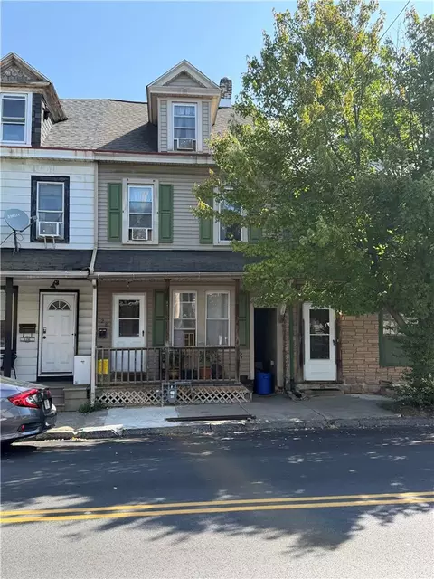 128 S 13th St, Easton, PA 18042