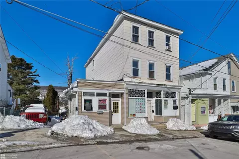 115 E Ruddle St, Coaldale, PA 18218
