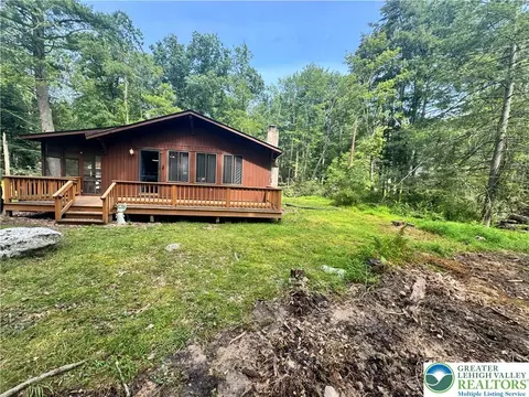 2156 Paper Birch Ln, White Haven, PA 18661