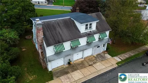 417 3rd St, Lehighton Boro, PA 18235