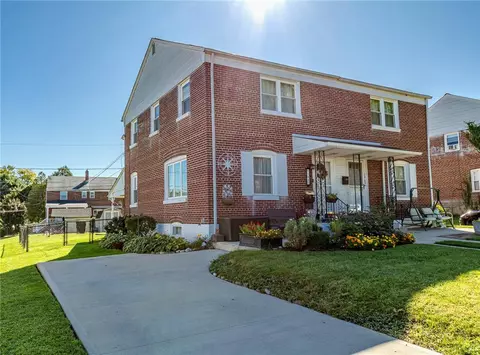 1967 S 6th St, Allentown, PA 18103
