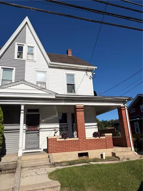 215 Washington St, Walnutport, PA 18088