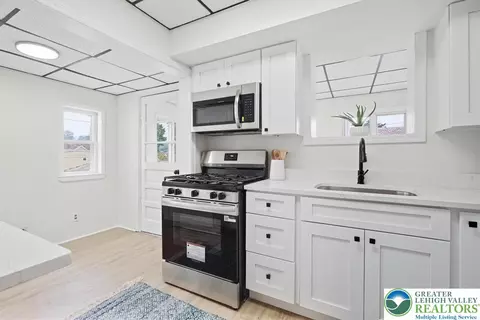 Kitchen - 635 Spring St, Bethlehem, PA 18018 photo 3 of 3