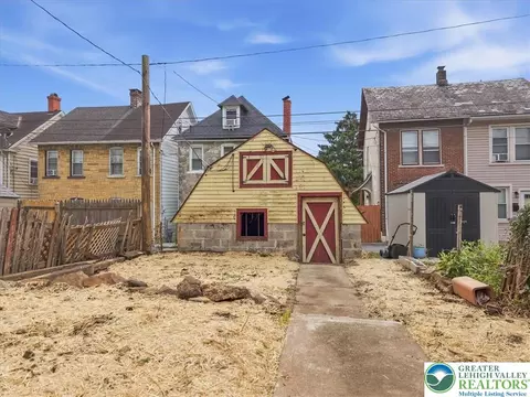 Exterior - 635 Spring St, Bethlehem, PA 18018 photo 3 of 3