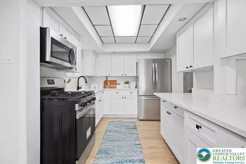 Kitchen - 635 Spring St, Bethlehem, PA 18018 photo 1 of 3