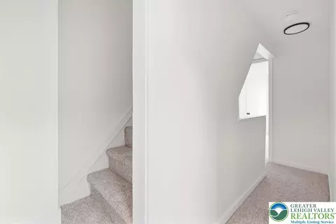 Entry Way - 635 Spring St, Bethlehem, PA 18018 photo 5 of 5