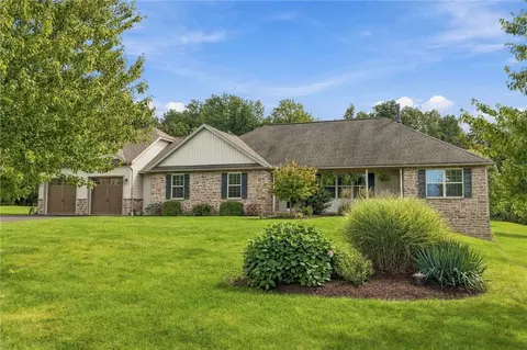 120 Cider Mill Rd, Mertztown, PA 19539