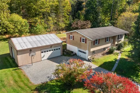 3073 Cooks Creek Rd, Riegelsville, PA 18077