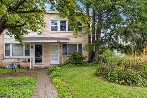 713 Mohawk St, Allentown, PA 18103