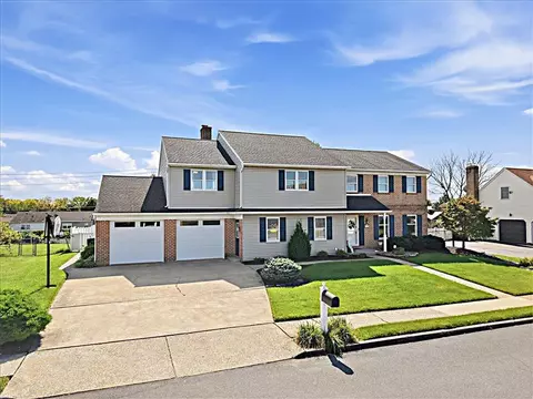 1920 Belleview Dr, Fullerton, PA 18052