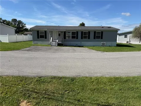 1190 Grange Rd #W17, Macungie Twp, PA 18104