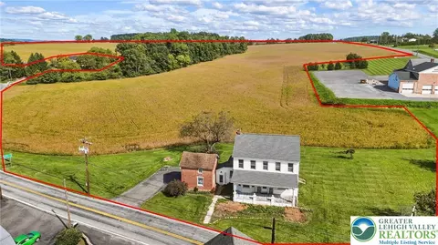 7175 Bake Oven Rd, Heidelberg Twp, PA 18053