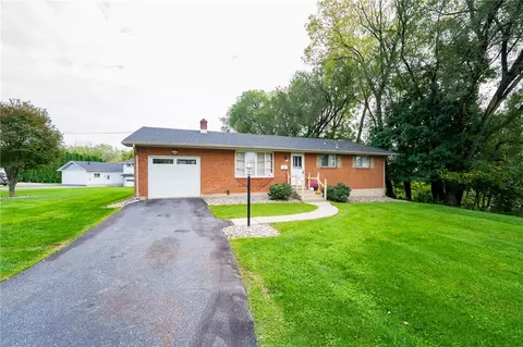 171 Victory Ln, Nazareth, PA 18064