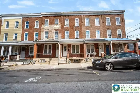 817 N Penn St, Allentown, PA 18102