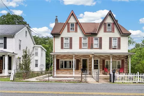 482 Marian Ave, Tamaqua, PA 18252