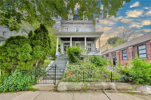 820 Ferry St, Easton, PA 18042