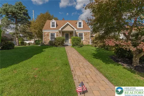 189 Greenleaf St, Emmaus, PA 18049