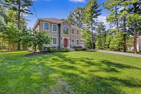 207 President Coolidge Pl, Henryville, PA 18332