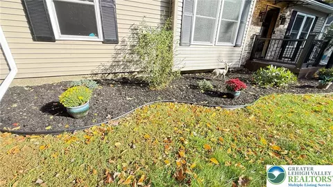 Other - 103 Dunchurch Dr, Saw Creek, PA 18324 photo 4 of 16