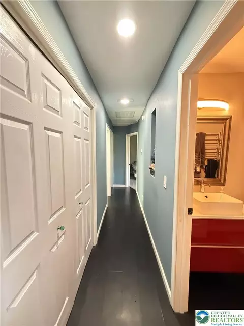 Entry Way - 103 Dunchurch Dr, Saw Creek, PA 18324 photo 1 of 1