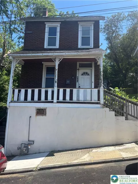 901 Vernon St, Bethlehem, PA 18015