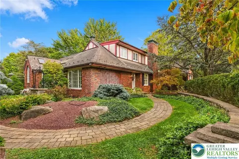 1247 N Cedar Crest Blvd, Allentown, PA 18104