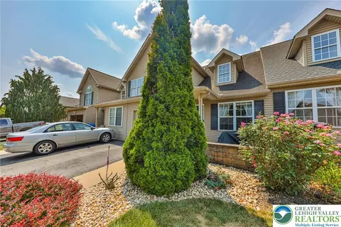 4034 Evergreen Rd, Allentown, PA 18104