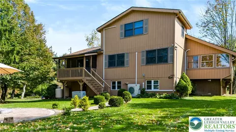1605 Ridgeview, Lake, PA 18436
