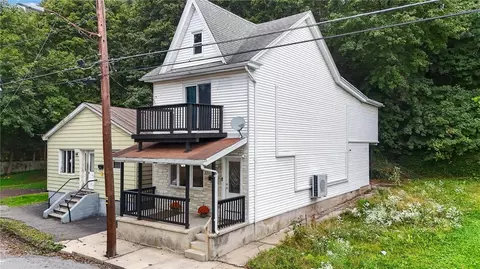 215 Schuylkill Ave, Tamaqua, PA 18252