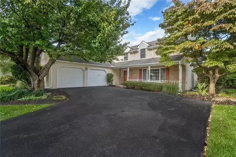 919 Hawthorn Rd, Allentown, PA 18103