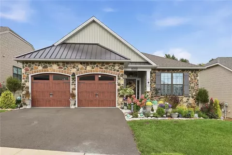 3520 Gentlewind Way, Emmaus, PA 18049