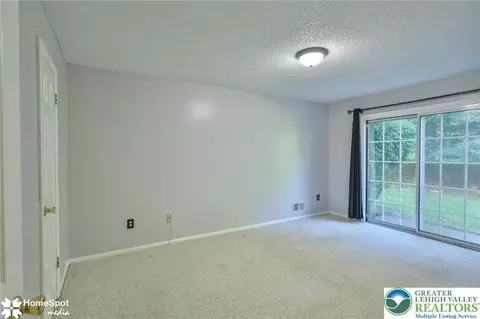 Bedroom - 1952 Mattis St, Hellertown, PA 18055 photo 1 of 4