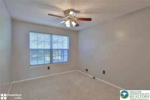 Bedroom - 1952 Mattis St, Hellertown, PA 18055 photo 3 of 4