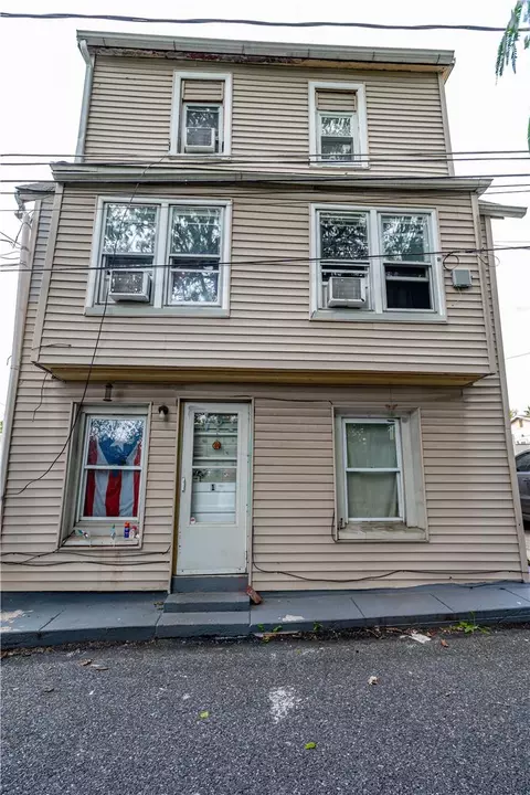 875 Jerome St, Allentown, PA 18109
